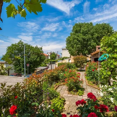 Appartamento Two-bedroom 25 Crikvenica