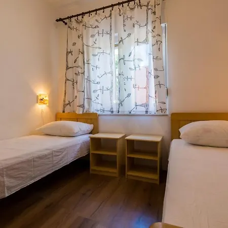 Two-bedroom 25 Appartamento *