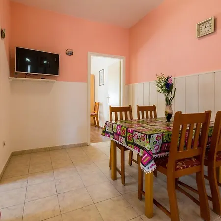 Two-bedroom 25 * Crikvenica